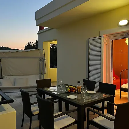 Souda Bay View With Private Pool Near Chania Ханья