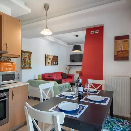 Souda Bay View With Private Pool Near Chania *